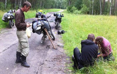 Den Öko-Motorradständer hab ich schon in Schweden benutzt! :D